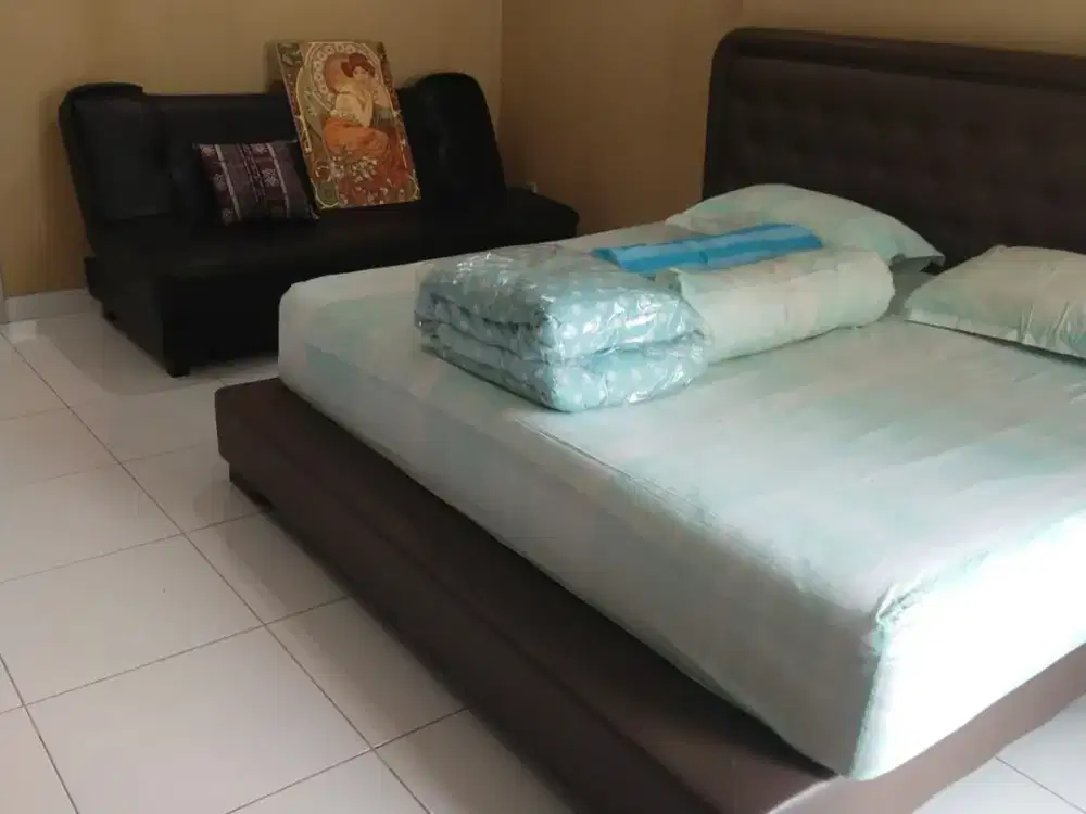 DISEWA APARTEMEN STUDIO FULL FURNISH DI LANTAI TINGGI APARTEMEN CITY HOME MOI KELAPA GADING TOWER SANTA MONICA BAY