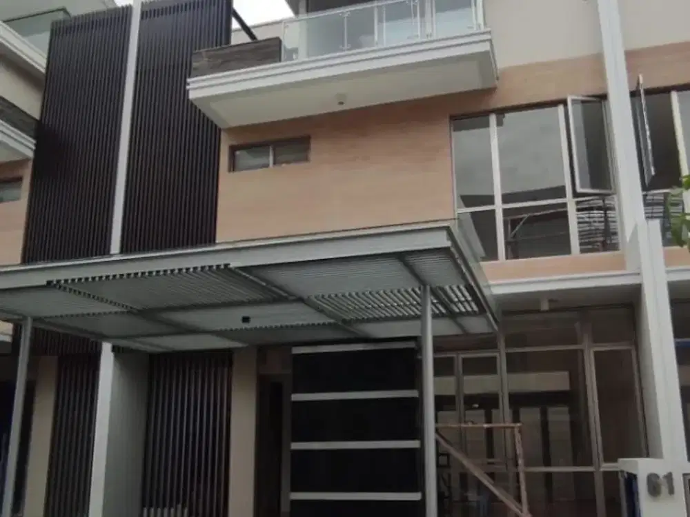 Rumah Golf Island Chopin Signature Uk 10X20 Brand New Minimalis,3 Lantai,Marmer,Termurahhh