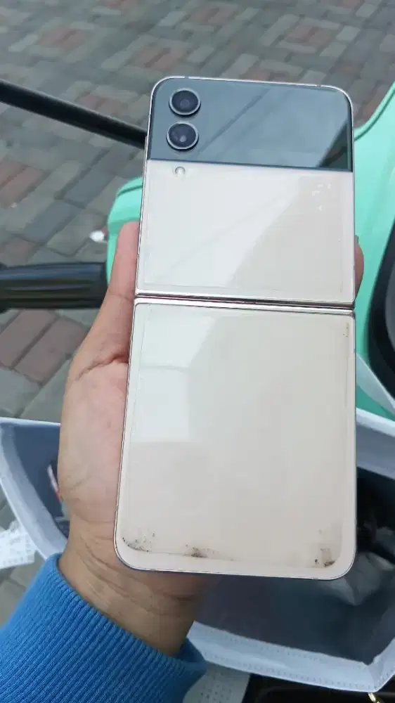 Jual hp samsung z flip 4
