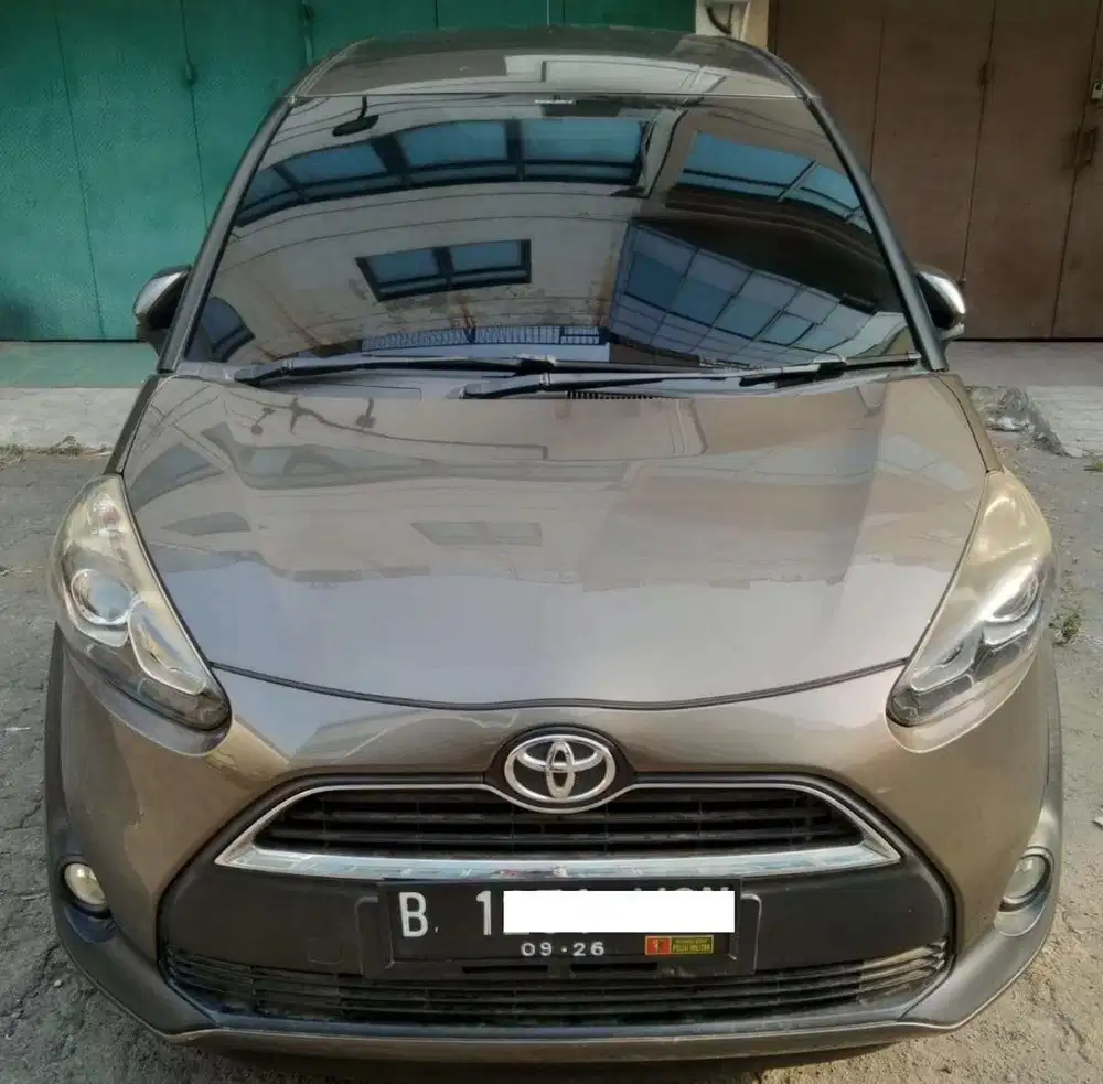 Sienta V 2017 KM 70 rb Automatic