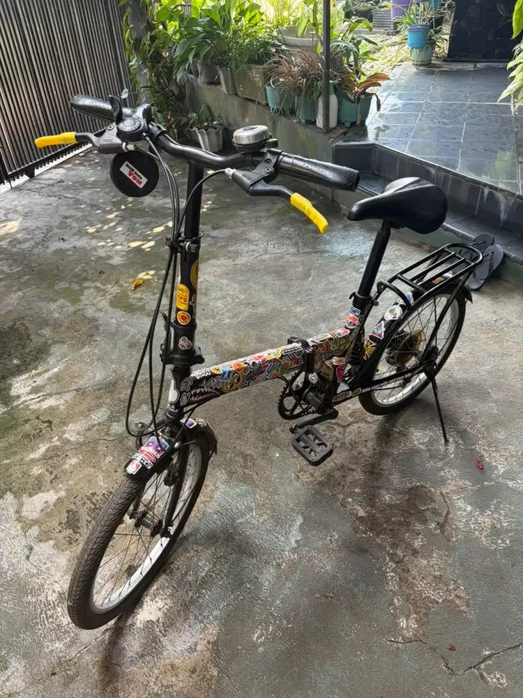 Sepeda lipat 20inch