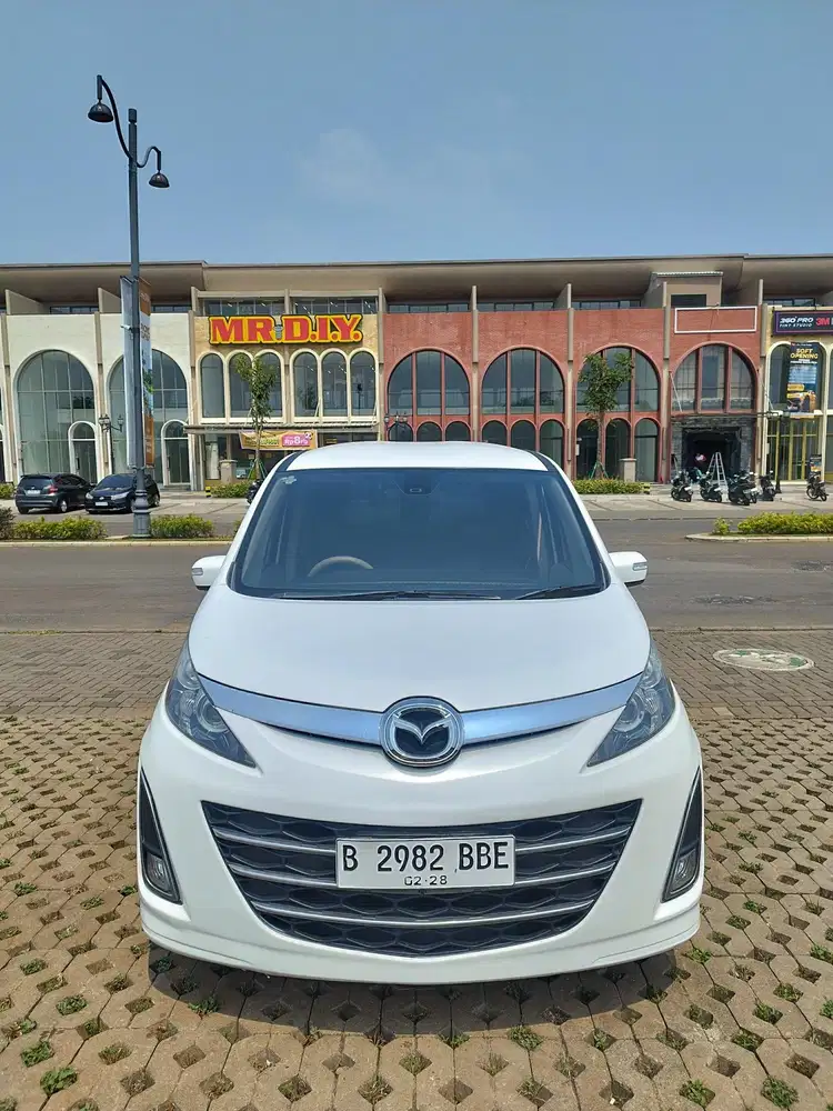 MAZDA BIANTE 2.0 AT 2012