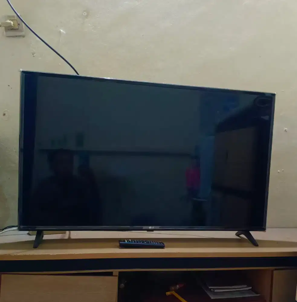 Jual atau yg tv LED digital LG 43 inchi