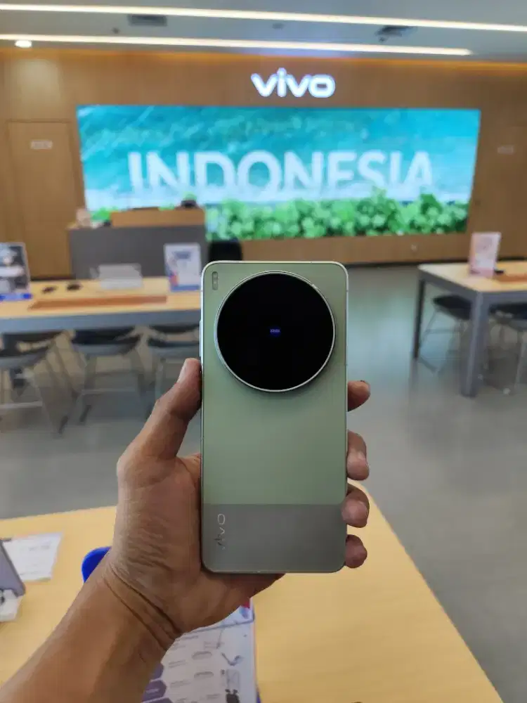 Vivo X300 Ultra
