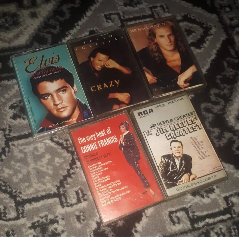 Kaset Pita Jadul Elvis Presley Micheal Bolton Julio Iglesias Connie dl