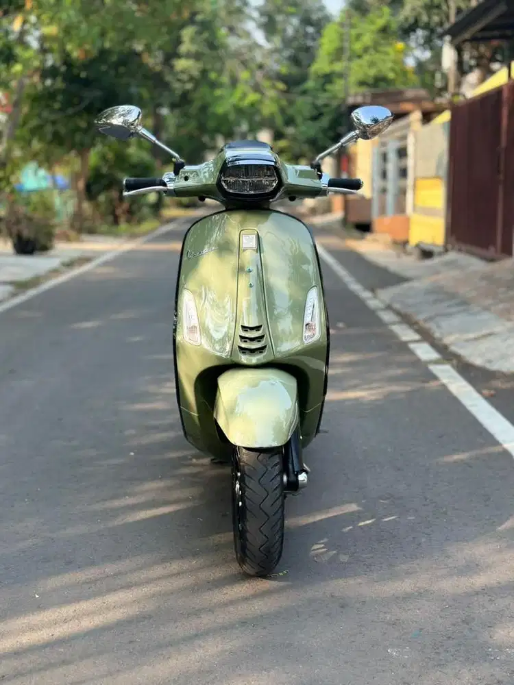 VESPA SPRINT 150 IGET ABS 2023 HIJAU - TERMURAH
