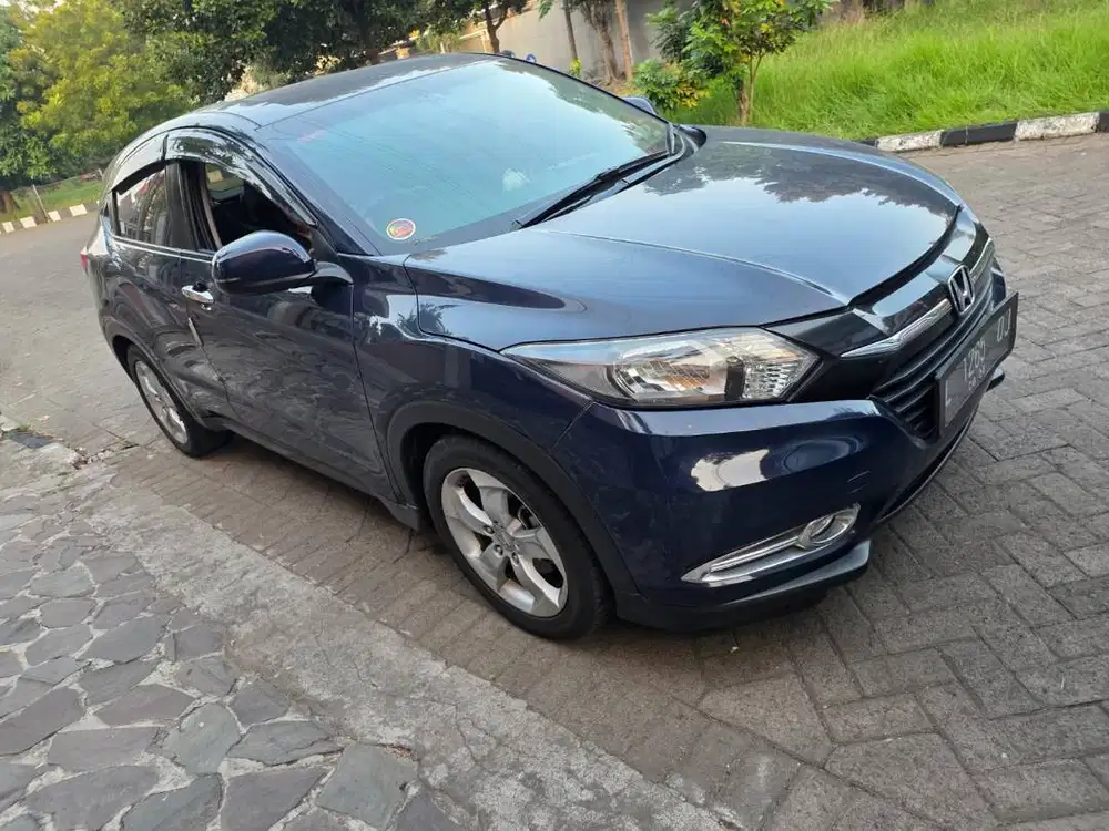 JUAL CEPAT HONDA HRV E CVT 2016 KM 54000 BIRU