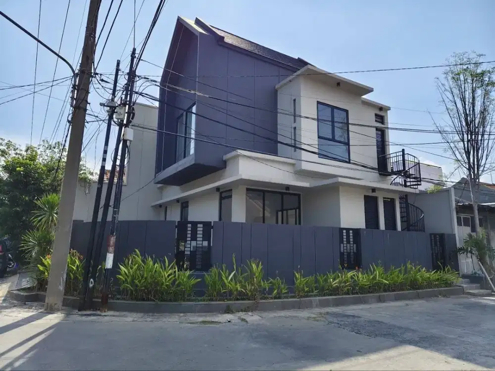 New Modern Minimalis Scandinavian Style Babatan Pantai Hadap Selatan - Timur
