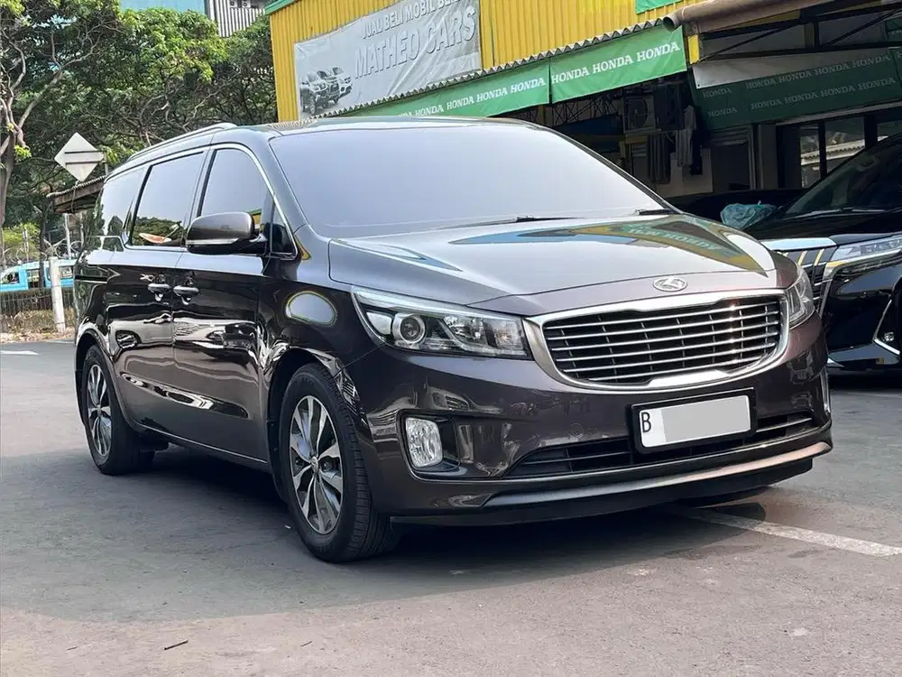 TERMURAH!! KIA GRAND SEDONA 3.3 ULTIMATE AT COKLAT 2017