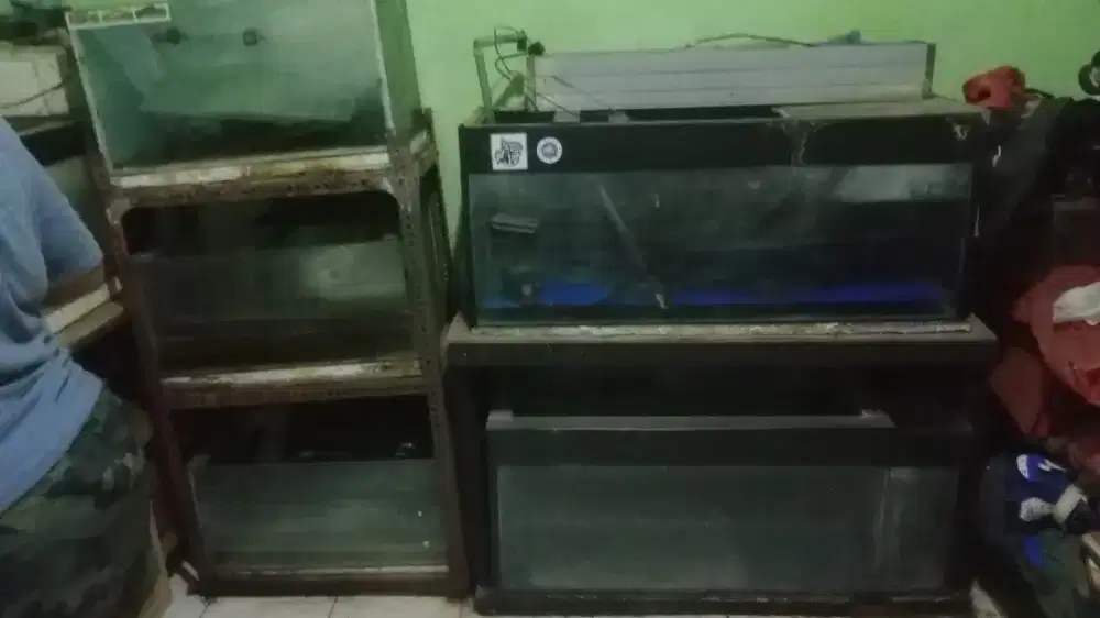Jual aquarium borongan 5unit bekas murah