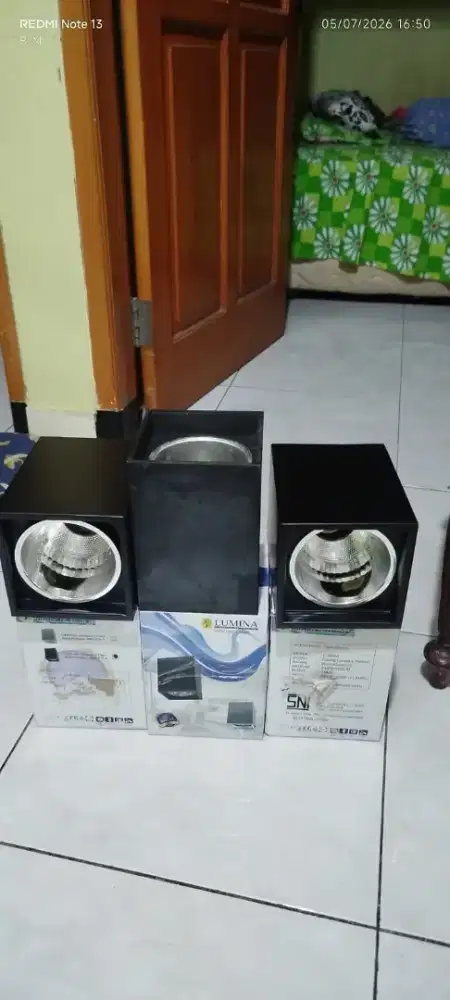 Tempat lampu baru