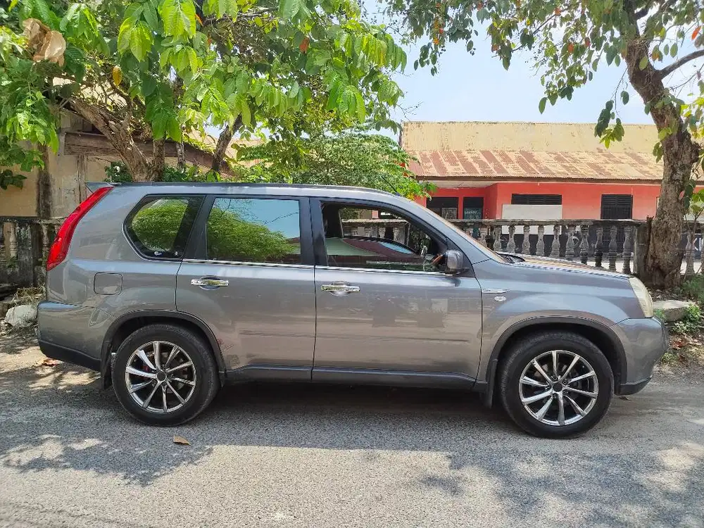 X-Trail 2009 matic terawat 65 NEGO