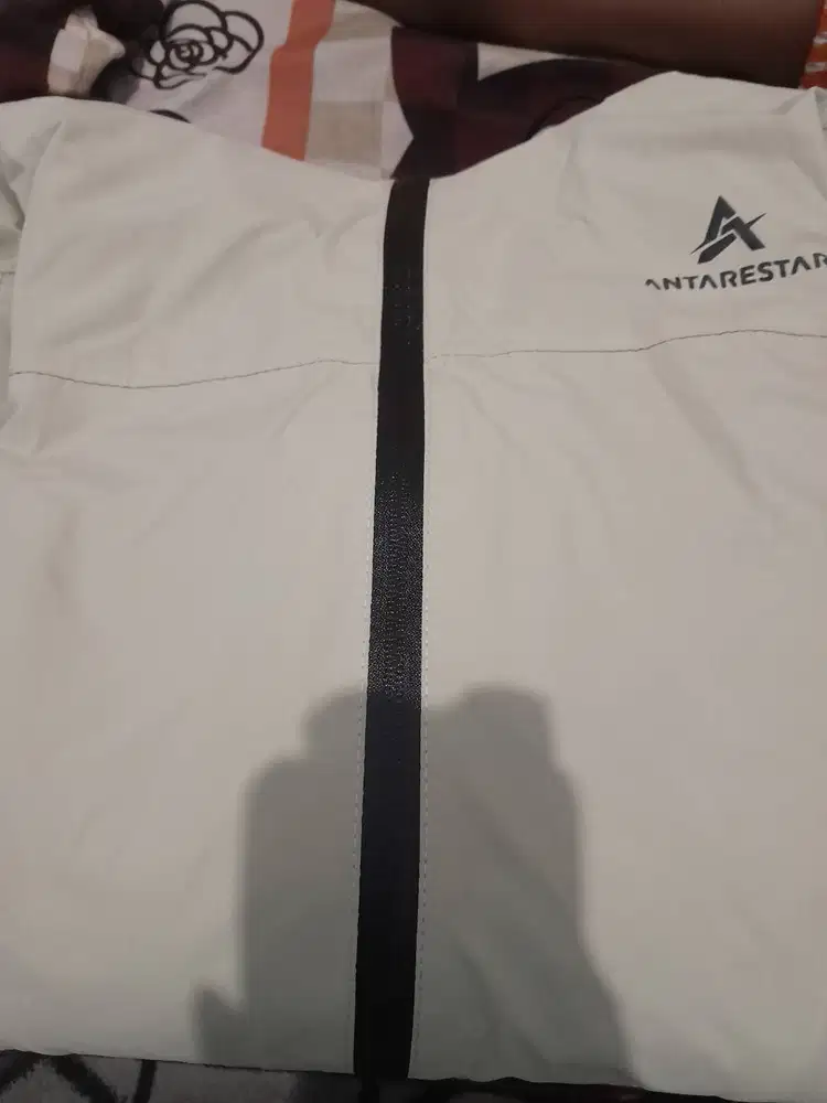 Jaket antarestar ori