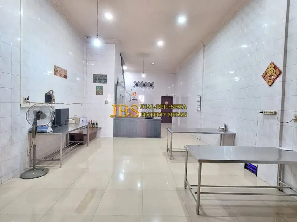 Dijual Ruko Kondisi Siap Huni di Komplek Cemara Asri Jalan Boulevard Timur - Medan