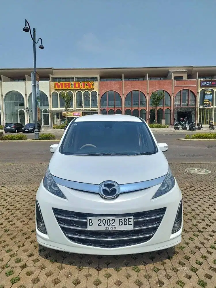 Mazda Biante 2.0 AT 2012
