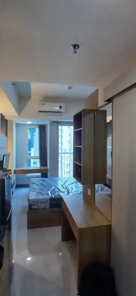 DISEWAKAN APARTEMEN BELLA pakuwon city