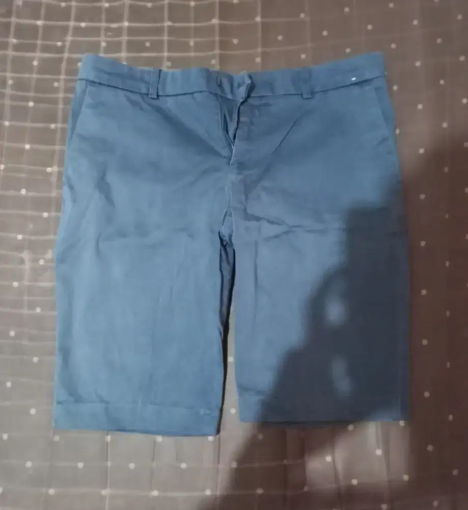 Chino Pendek Uniqlo - Size 32 (L)