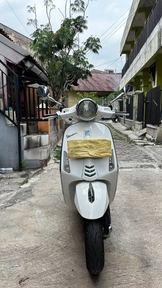 vespa primavera 150