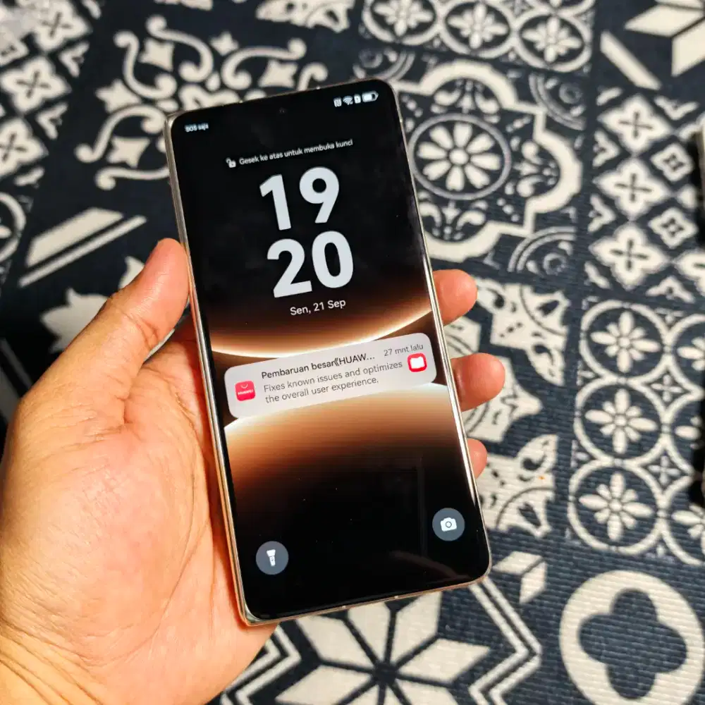 Huawei Mate X7 16/512GB Nebula Red Resmi