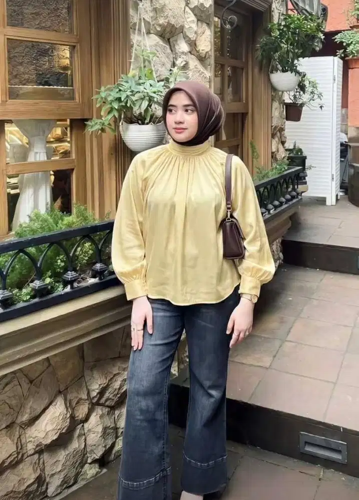 BLOUSE/KEMEJA WANITA