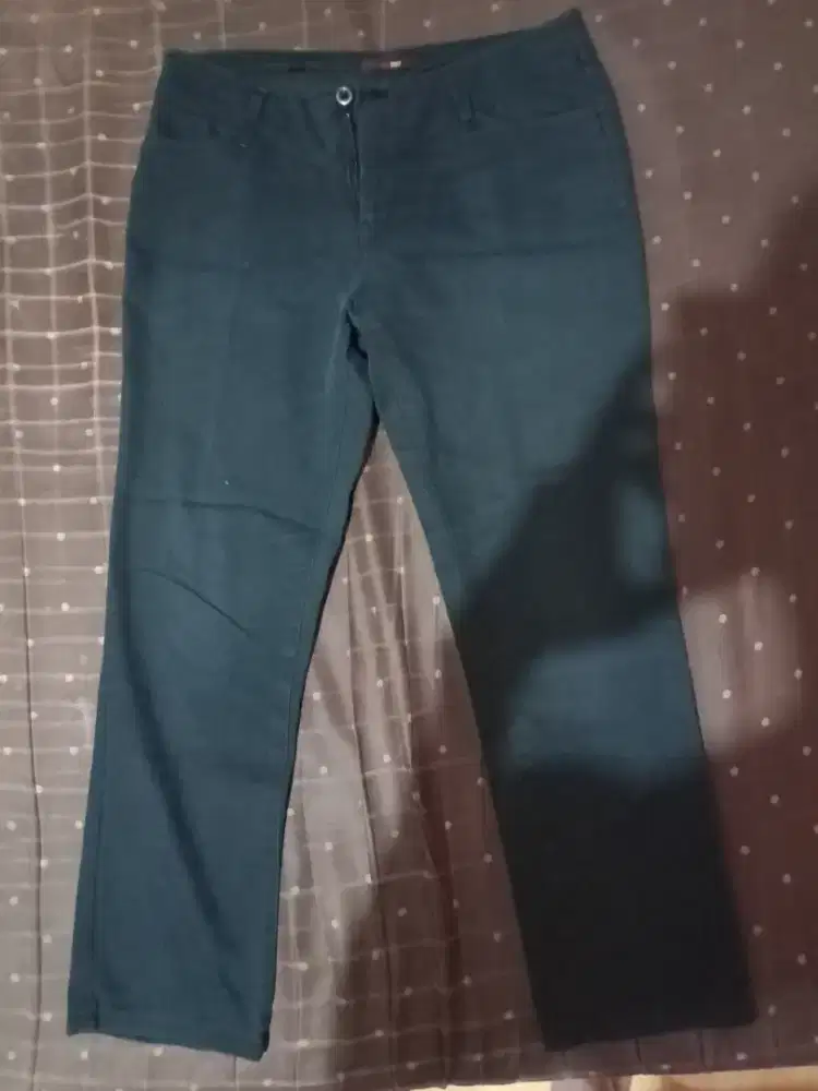 Celana Panjang - Size 30