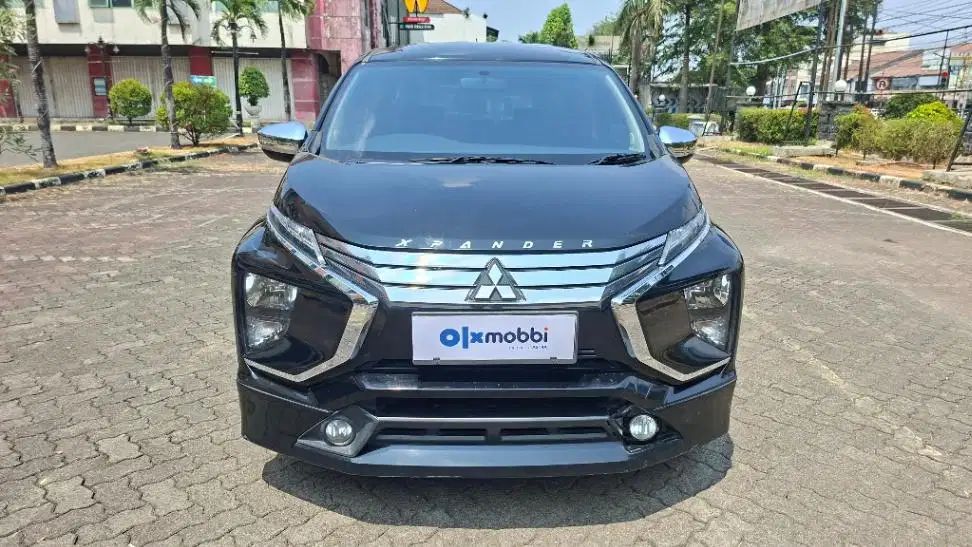 Mitsubishi Xpander 1.5 Sport Bensin AT 2018 Hitam