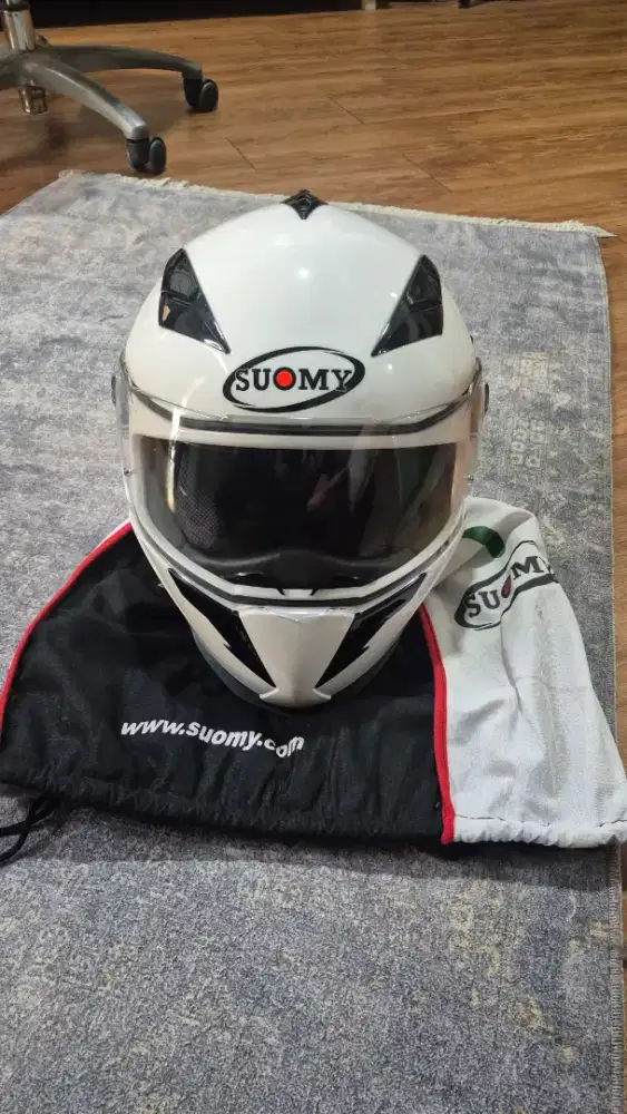 Helm Suomy stellar