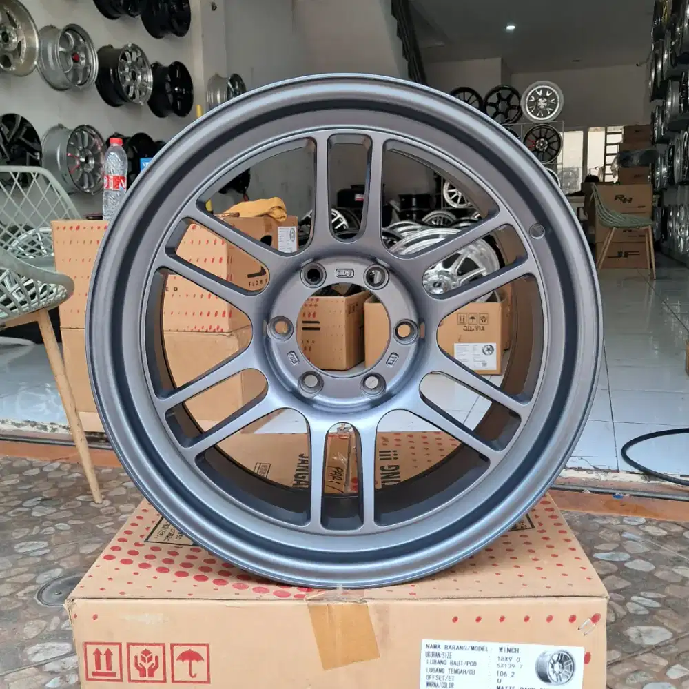 Enkei RPT1 Ring 18 lebar 9 pcd 7x139,7 ET 0 gunmatt 4pcs