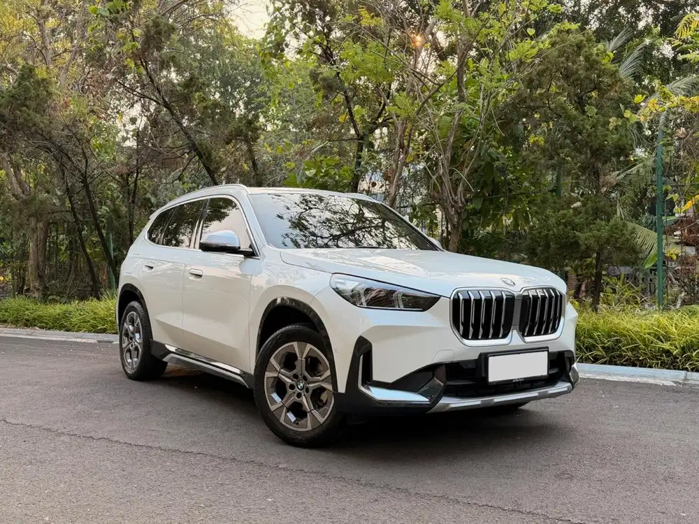 (CASH) 2023 BMW X1 sDrivr xLine White on Black