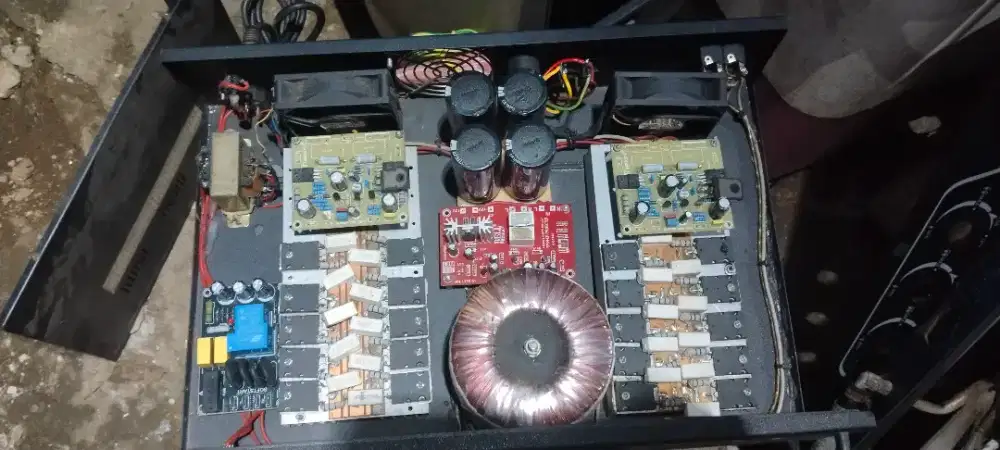 power amplifier dan trafo