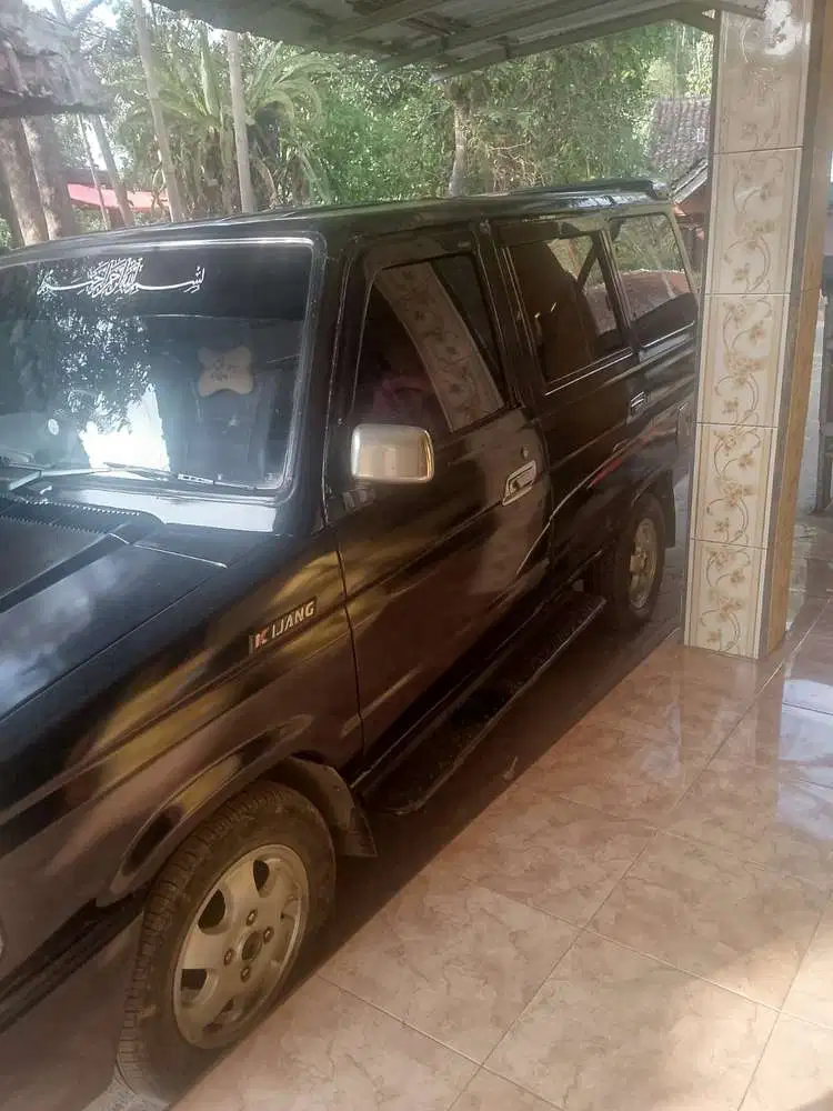 Toyota Kijang super 1994