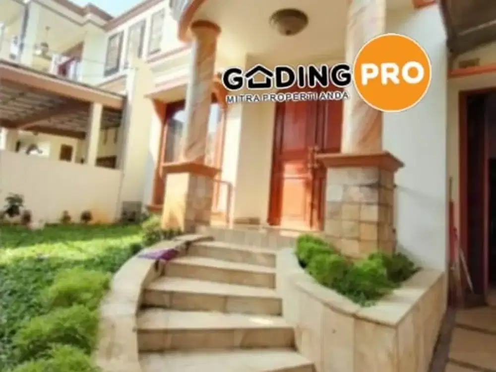 Dijual Rumah 2 Lantai luas Terawat Siap Huni di Taman Laguna Cibubur