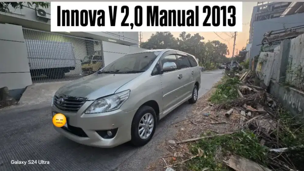 Kijang innova v mt bensin 2013