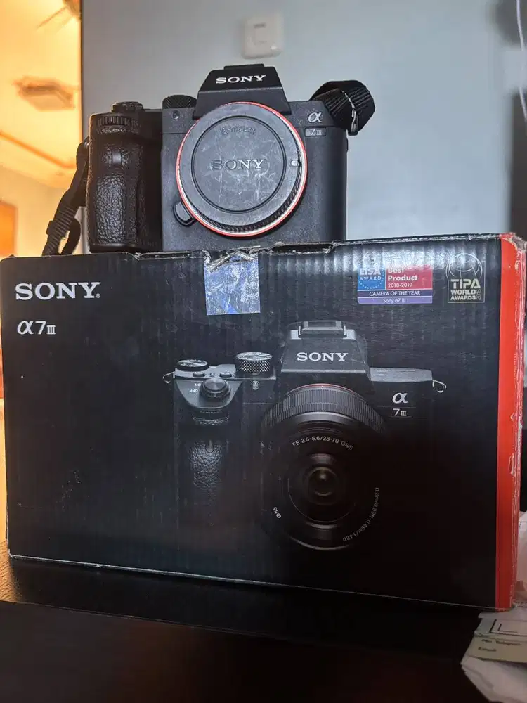 JUAL SONY A7 III + LENGKAP AKSESSORIS