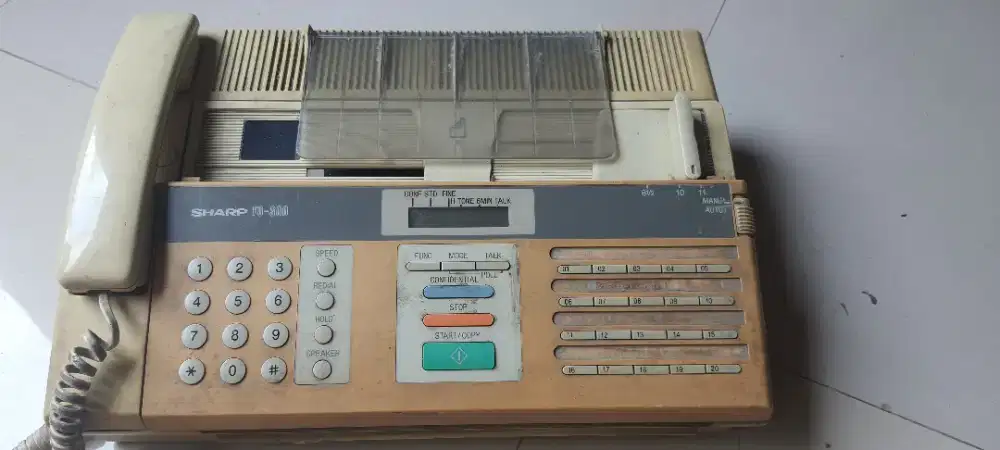 Mesin Fax jadul antik