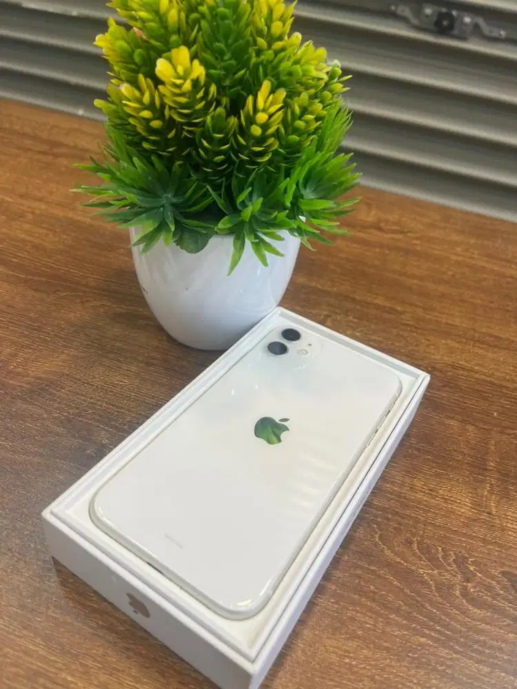 Jual murah nih ip 11 whitr 128 Gb ibox