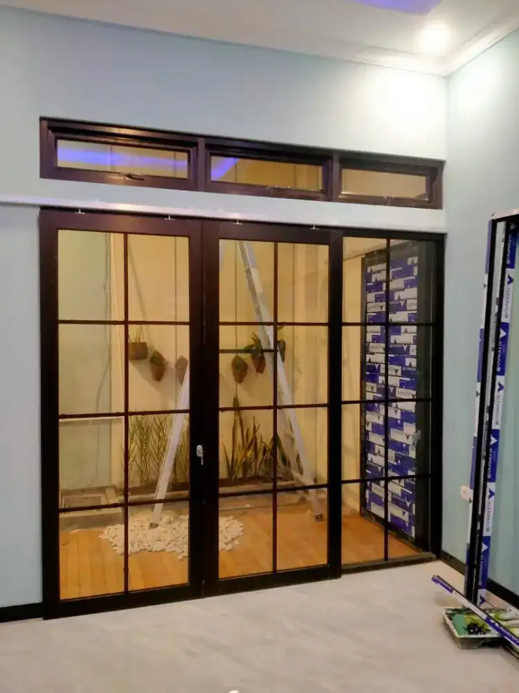 Kusen aluminium,kaca & interior