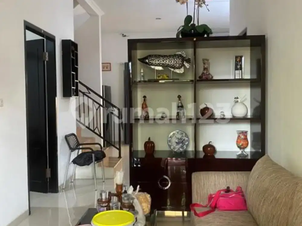 Rumah Sutorejo Prima Full Furnished Mulyosari Pakuwon City Araya Babatan Pantai Manyar