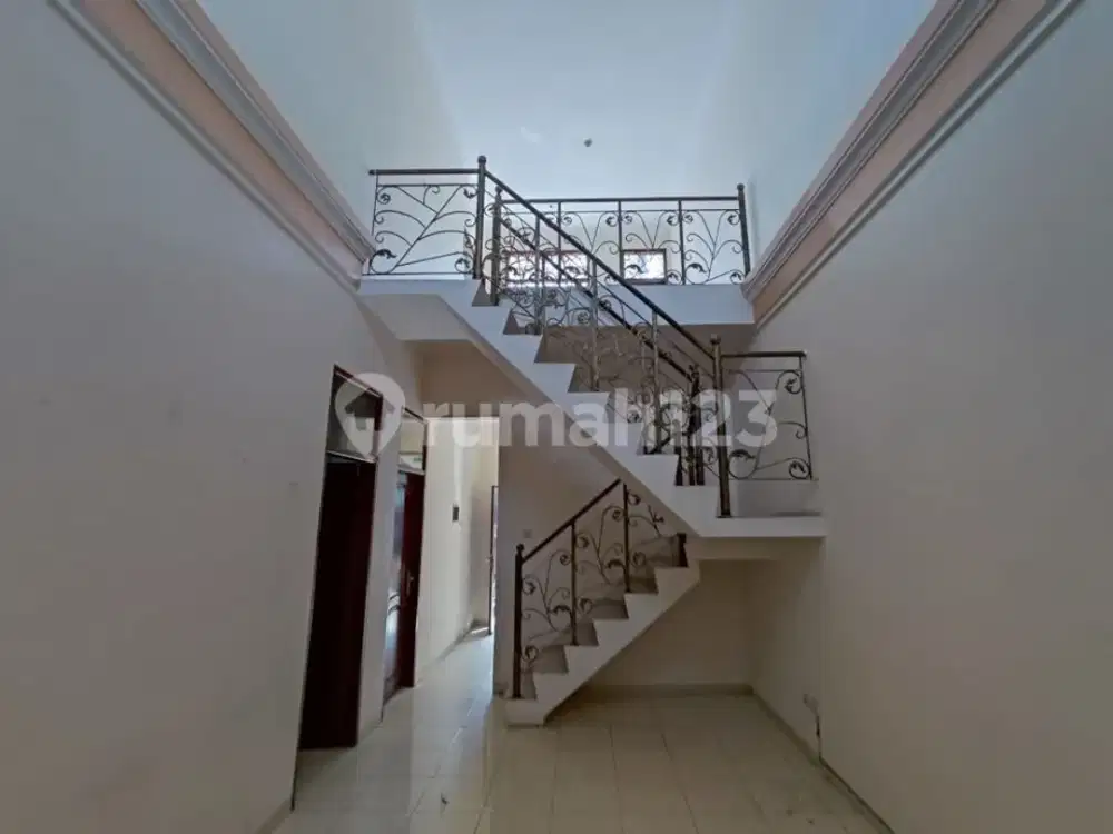 Rumah jalan lebar termurah pakuwon city area san antonio,, san diego,  taman mutiara surabaya