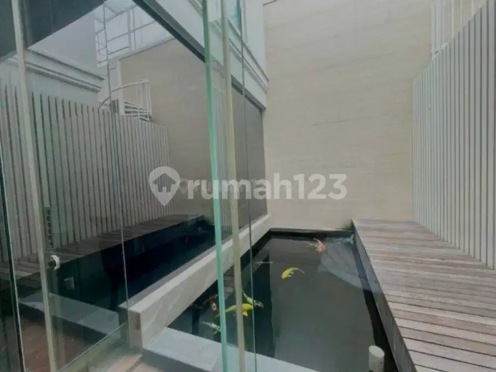 Rumah mewah grand island palm beach malibu Pakuwon city