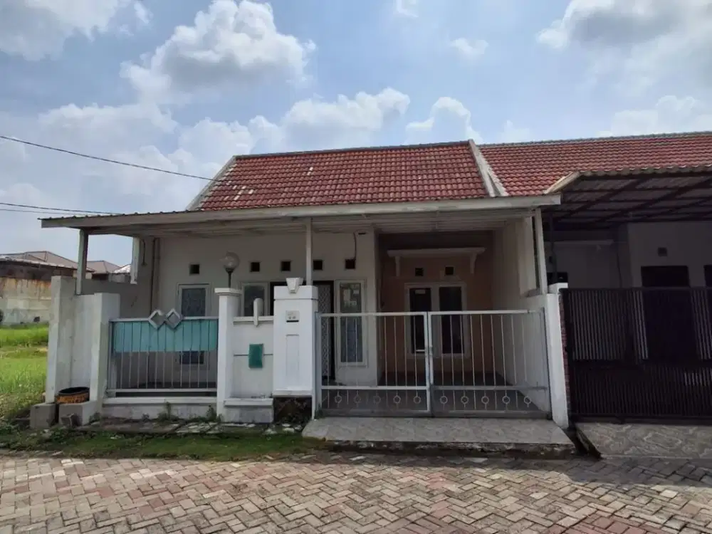 Murah Rumah 1 Lantai Atap Sudah Galvalum di Graha Sampurna Wiyung, Surabaya Barat