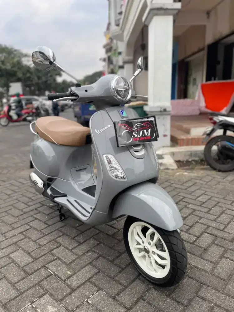 VESPA LX 125 I GET 2025 KM 5K ASLI