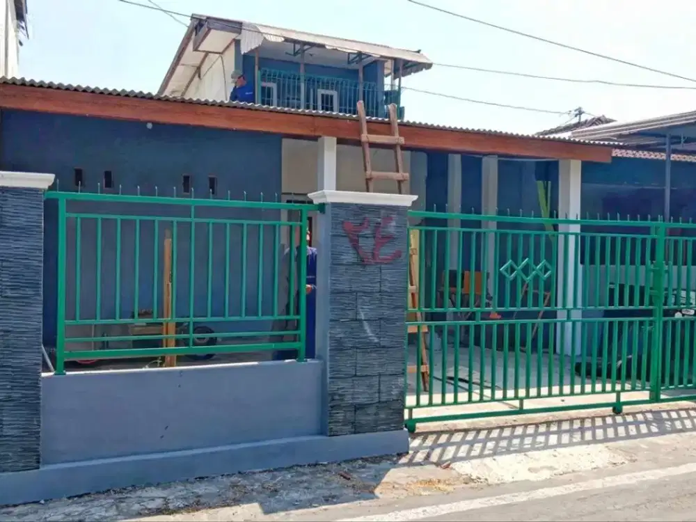 Rumah Strategis Dekat Mall Solo Square