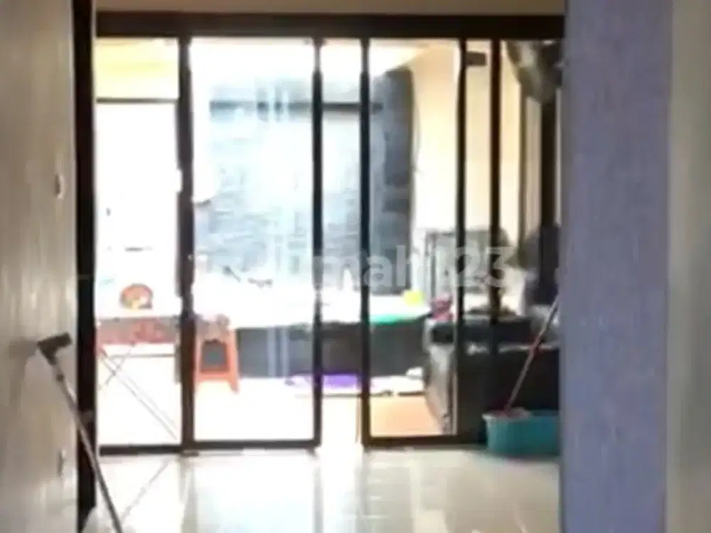 Rumah minimalis lux daerah Manyar Klampis surabaya