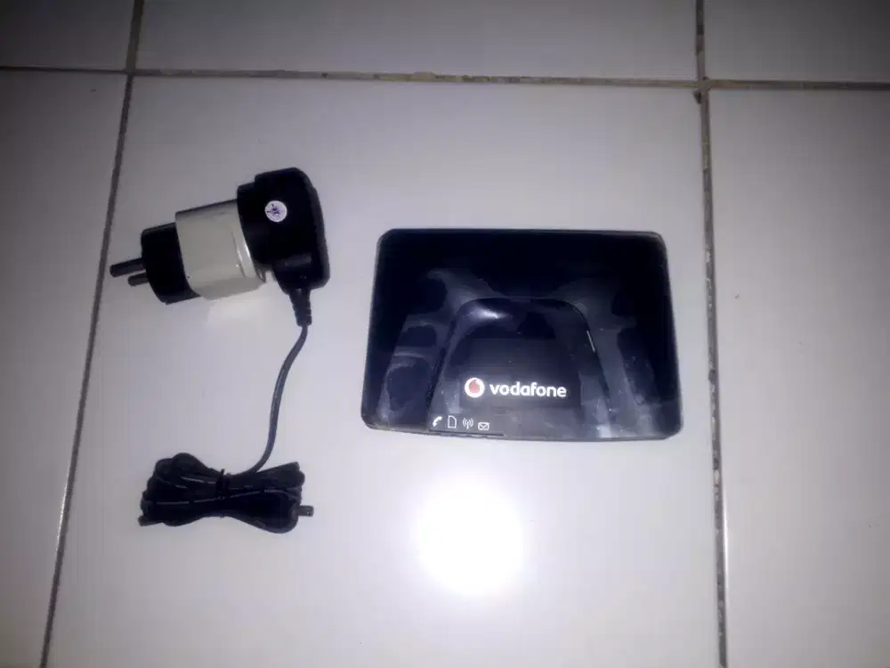 Modem Router WiFi Vodafone 4G Bisa Sim Card (Semua Kartu)
