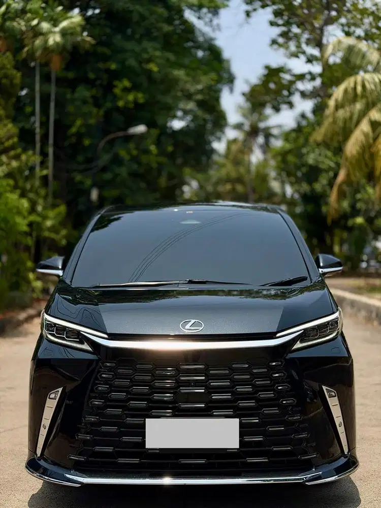 [HARGA CASH NEGO] LEXUS LM350h 7Seats 2024/2025