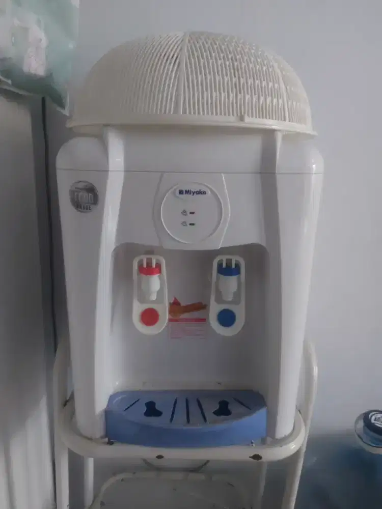 Dispenser cosmos