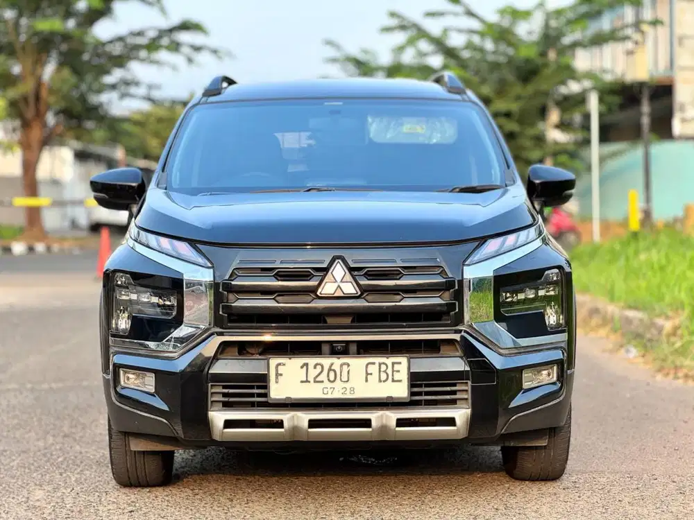 Mitsubishi xpander cross premium at 2023 Abu