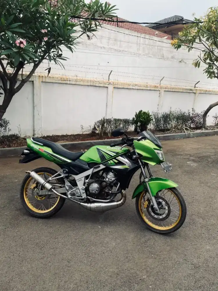 Dijual Ninja R 2014