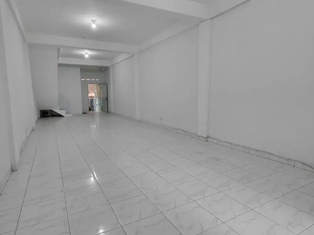 RUKO 3,5 LANTAI JL ROTAN BARU SIAP HUNI